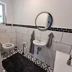 Has Apartman *